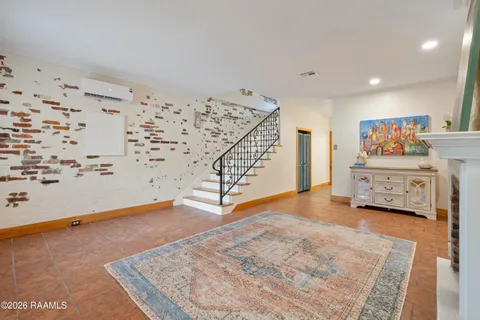 $299,000 | 14 Shadows Drive, Lafayette, LA 70508