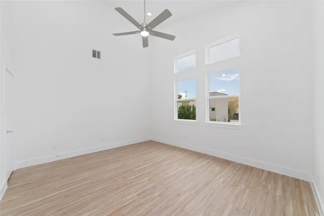 $3,800 | 2103 Holman Street, Houston, TX 77004