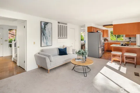 $1,285,000 | 4230 205th Place Northeast, Sammamish, WA 98074