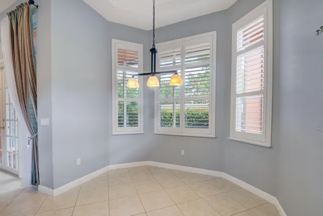 $4,000 | 9925 Via Elegante, Wellington, FL 33411