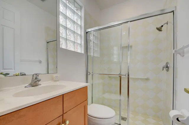 $4,000 | 9925 Via Elegante, Wellington, FL 33411