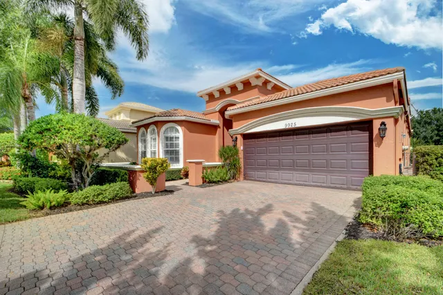 $4,000 | 9925 Via Elegante, Wellington, FL 33411