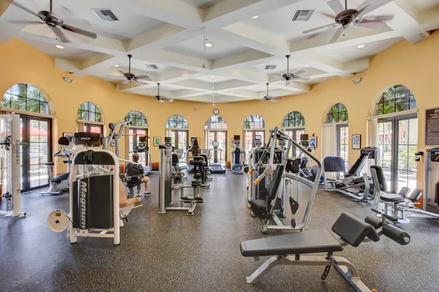 $4,000 | 9925 Via Elegante, Wellington, FL 33411