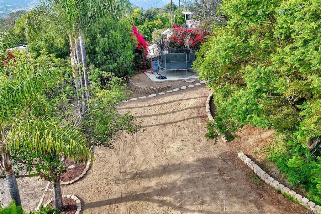 2039 East Mission Road Fallbrook, CA 92028 - Photo 40 of 45