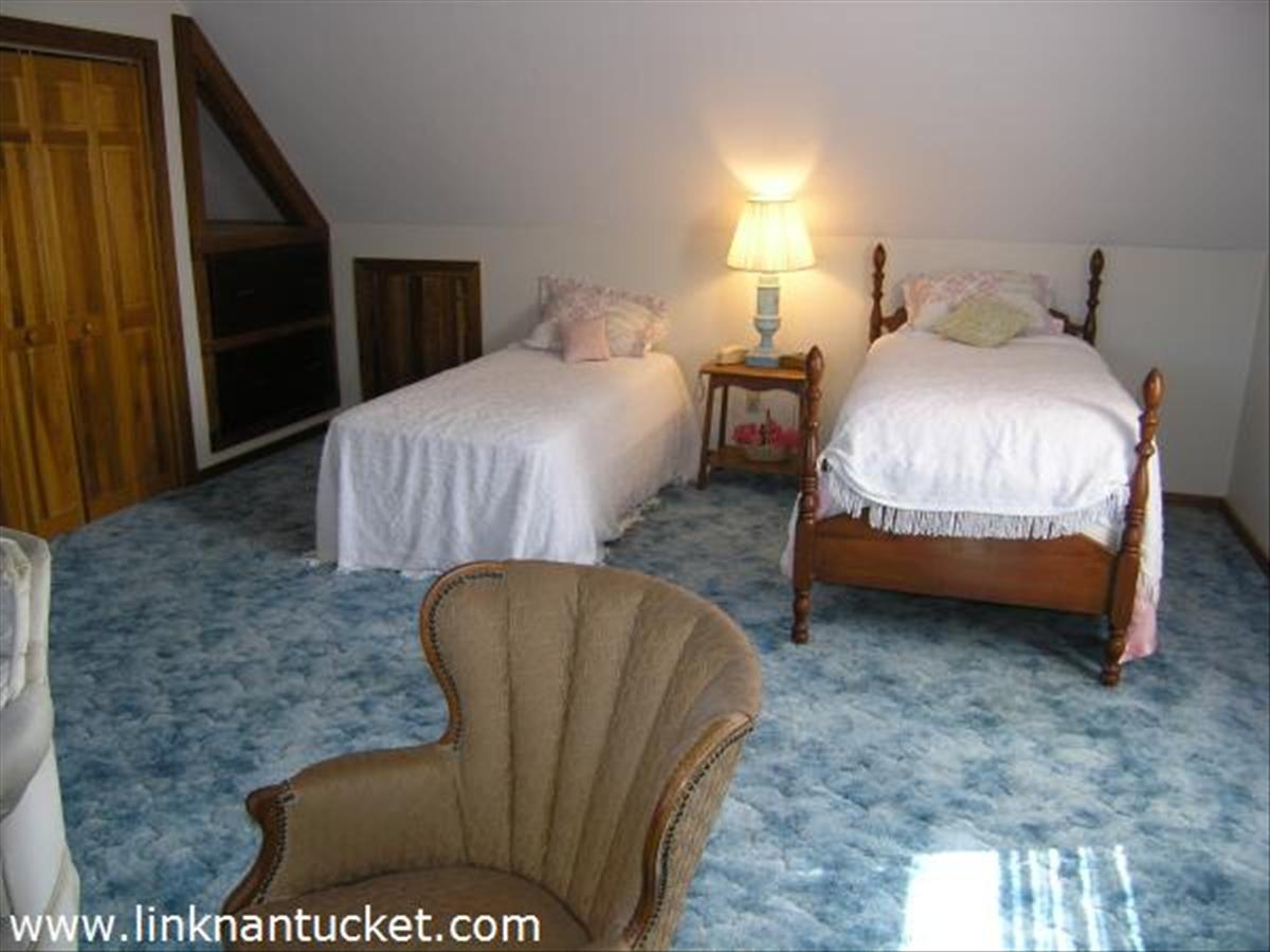 27 Surfside Road Nantucket, MA 02554 - Photo 14 of 15 Gallery Image 14