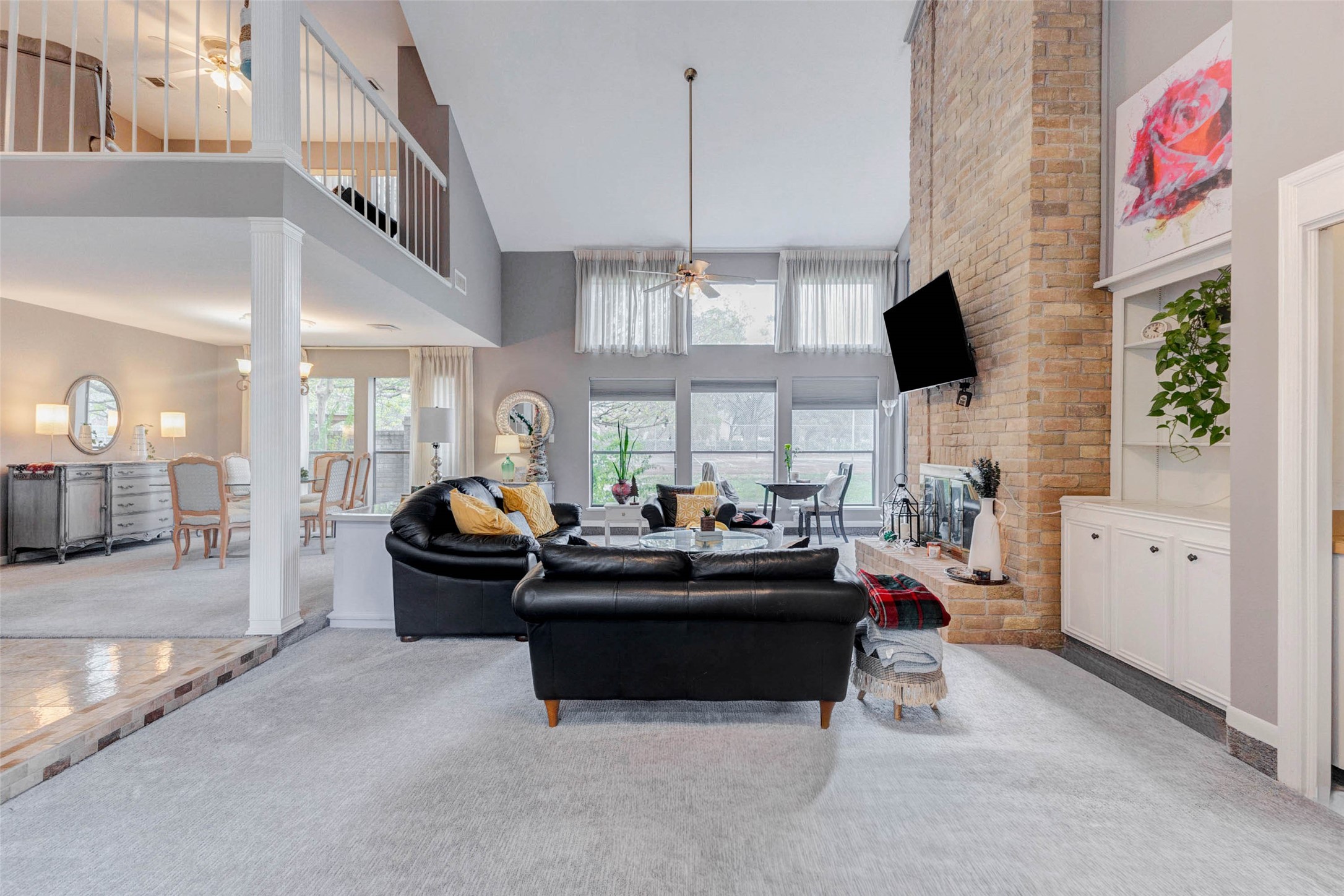 202 Old Bridge Lake Street Houston, TX 77069 - Photo 3 of 27 a living room with furniture and a flat screen tv
