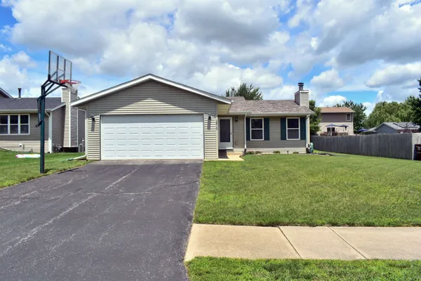 $199,900 | 2610 Bluffside Drive, Rockford, IL 61109