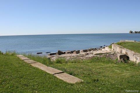 4433 Dixon Road Newport, MI 48166 - Photo 17 of 20 IMG_0125.jpg