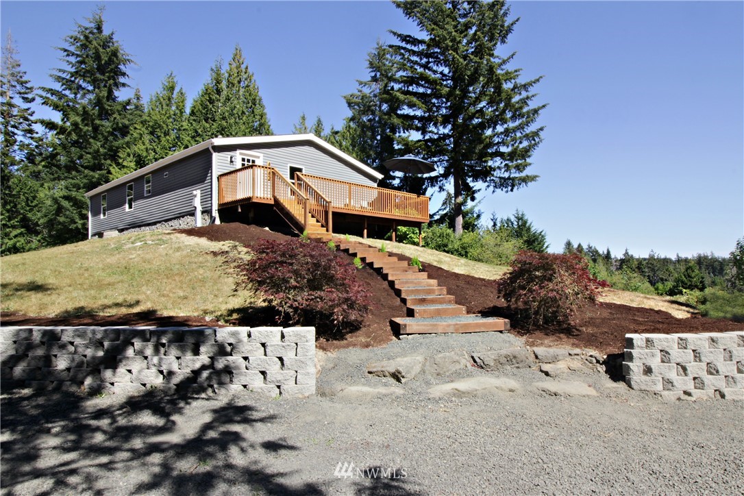 4145 East Grapeview Loop Road Grapeview, WA 98546 - Photo 2 of 21 Gallery Image 2
