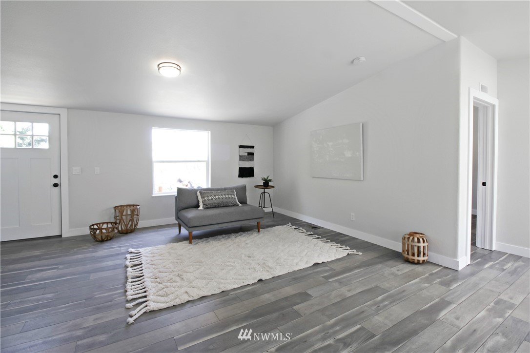 4145 East Grapeview Loop Road Grapeview, WA 98546 - Photo 8 of 21 Gallery Image 8