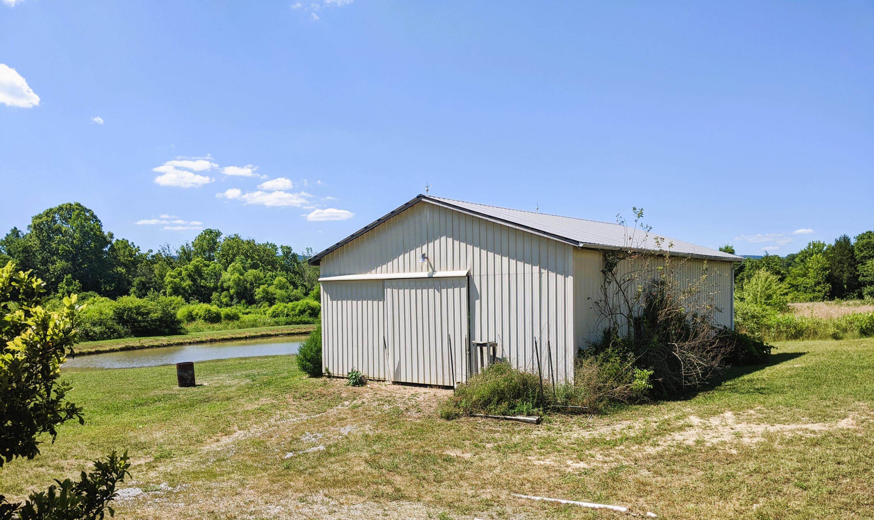 2321 North Wesley Chapel Road Greeneville, TN 37745 - Photo 59 of 64 PXL_20220623_194947641.MP