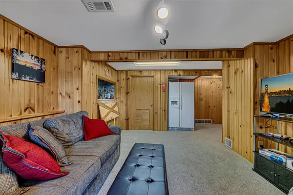 $415,000 | 20695 Langevin Drive, Richmond, MN 56368