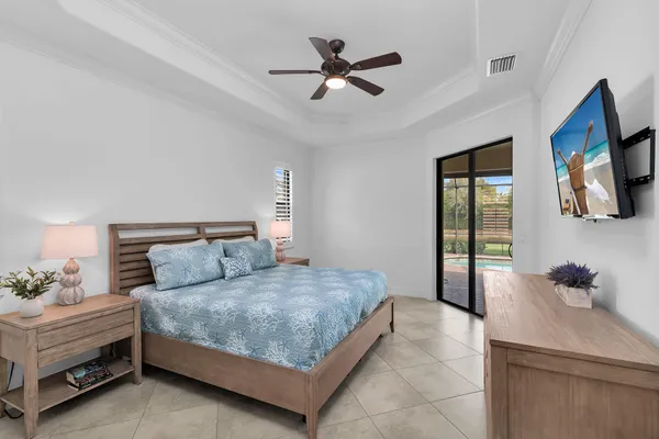 $699,000 | 2990 Aviamar Circle, Naples, FL 34114