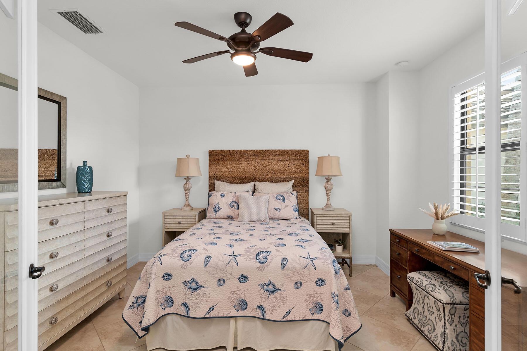 2990 Aviamar Circle Naples, FL 34114 - Photo 19 of 43 225075978ii