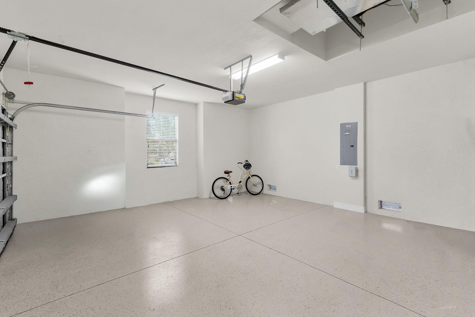 2990 Aviamar Circle Naples, FL 34114 - Photo 24 of 44 a view of an empty room