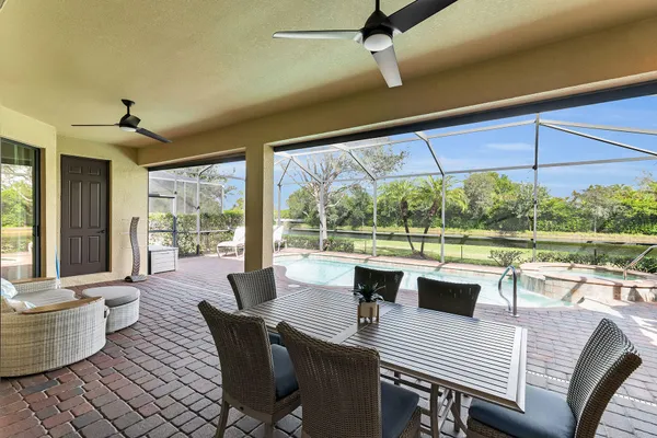 $699,000 | 2990 Aviamar Circle, Naples, FL 34114