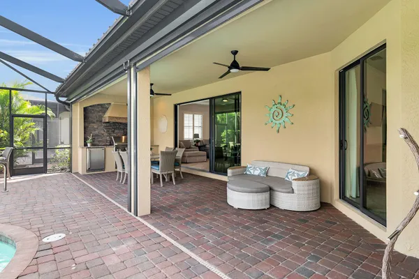 $699,000 | 2990 Aviamar Circle, Naples, FL 34114