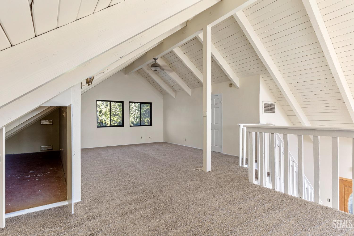 Undisclosed Address Tehachapi, CA 93561 - Photo 21 of 37 a view of entryway