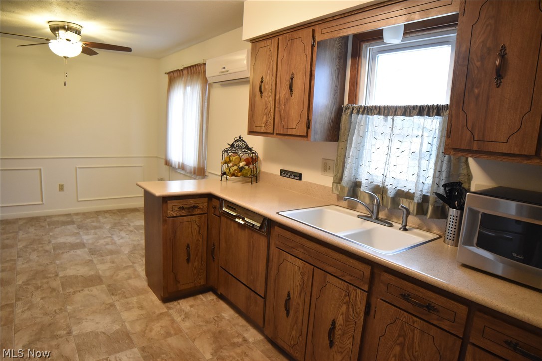 30208 Powell Road Willowick, OH 44095 - Photo 9 of 26 Gallery Image 9