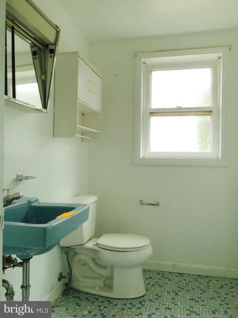 1551 Bloom Road Westminster, MD 21157 - Photo 13 of 27 Bath