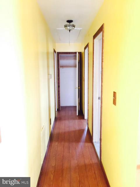 1551 Bloom Road Westminster, MD 21157 - Photo 10 of 27 Interior (General)
