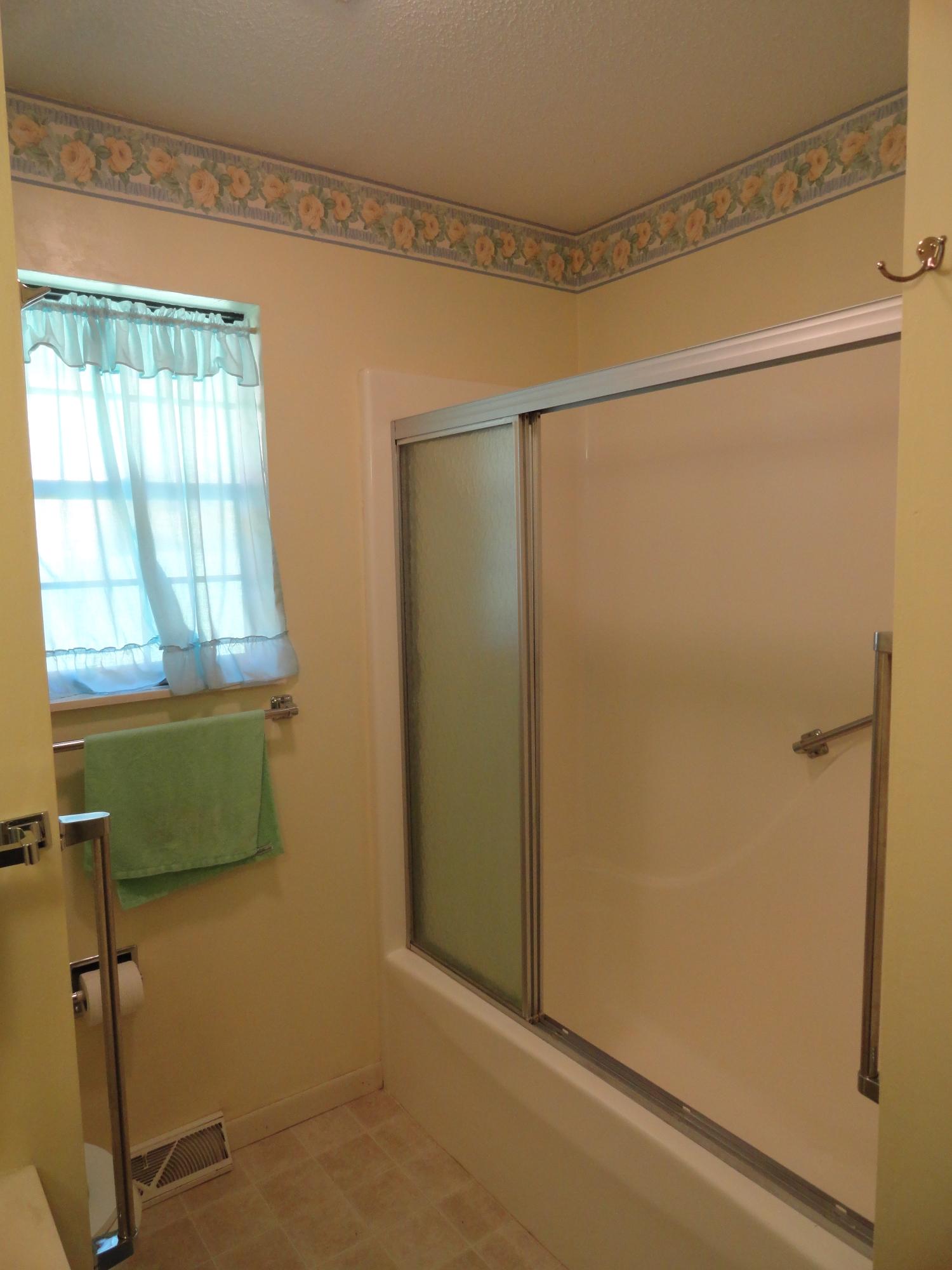 174 Batley Loop Road Clinton, TN 37716 - Photo 19 of 38 DSC06081