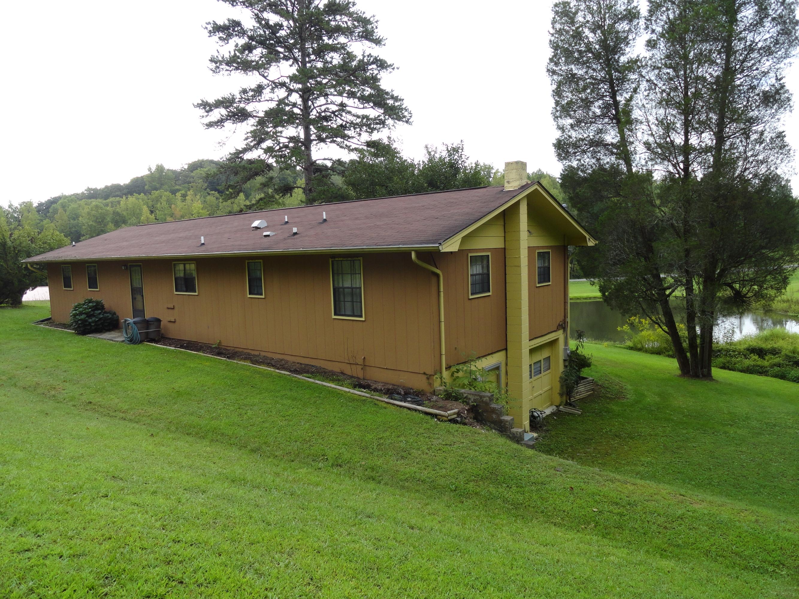 174 Batley Loop Road Clinton, TN 37716 - Photo 28 of 38 DSC06094