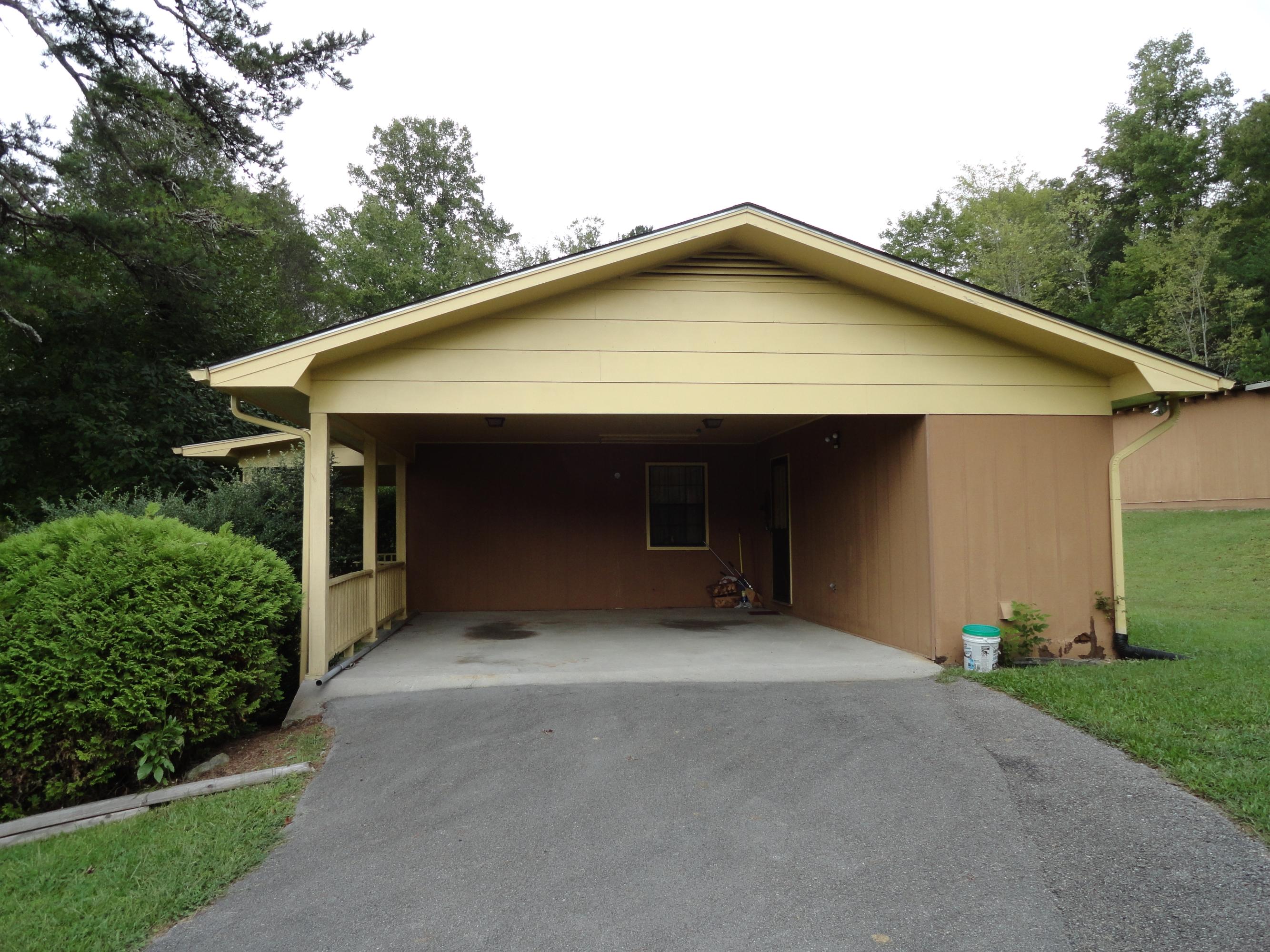 174 Batley Loop Road Clinton, TN 37716 - Photo 7 of 38 DSC06098