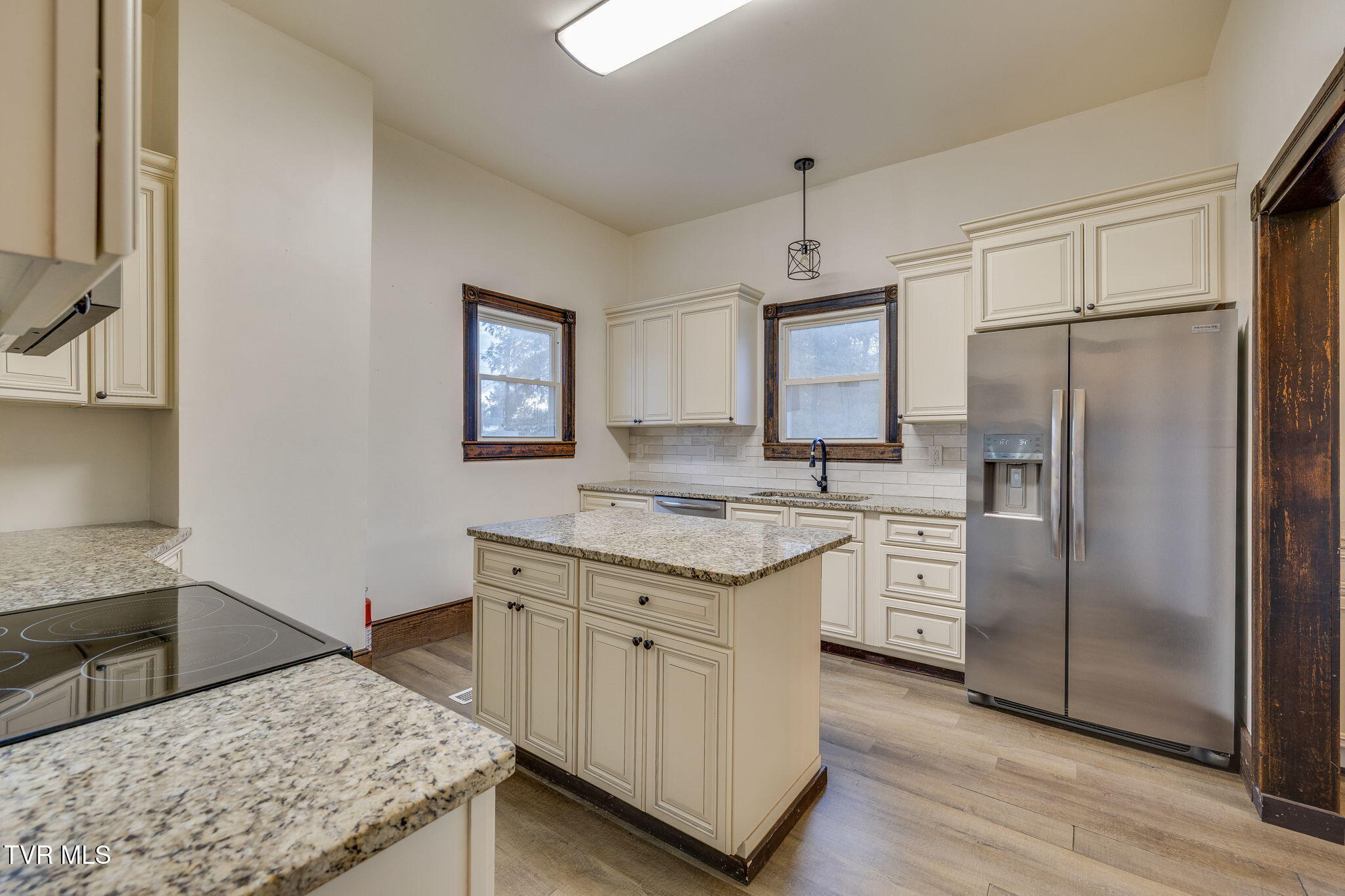 601 6th Street Bristol, TN 37620 - Photo 14 of 40 014