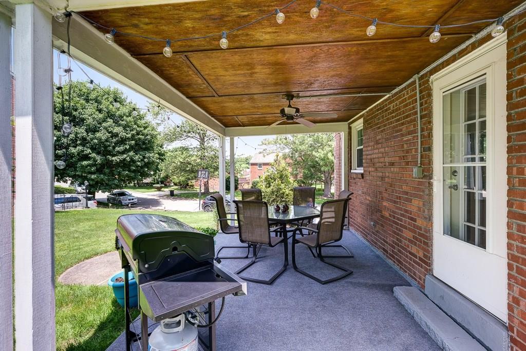 4330 Highgrove Road Pittsburgh, PA 15234 - Photo 13 of 16 Private side porch