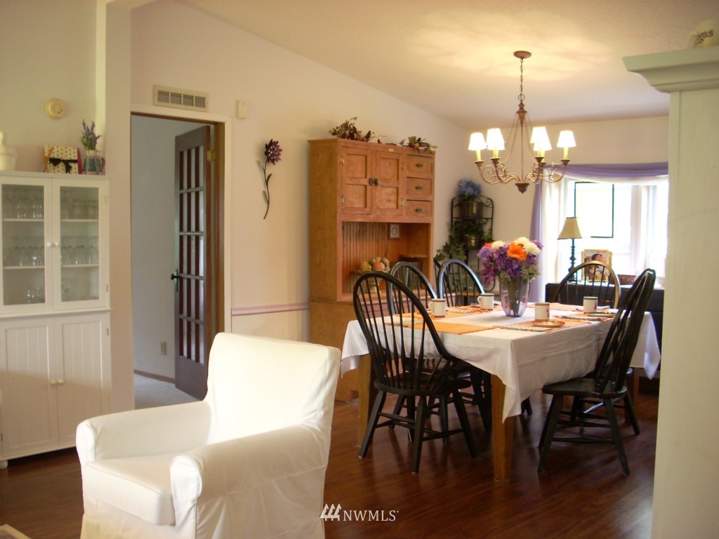 7528 187th Avenue Southwest Rochester, WA 98579 - Photo 6 of 25 Gallery Image 6