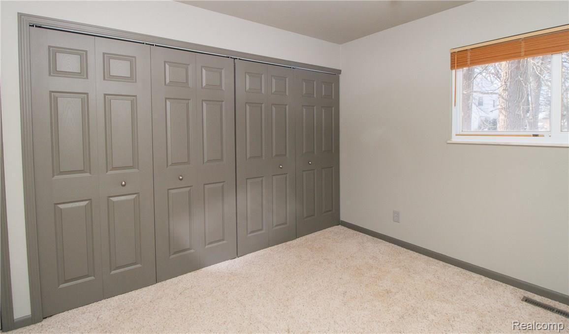 5501 Corunna Road Flint, MI 48532 - Photo 78 of 78 Bedroom3-4.jpg