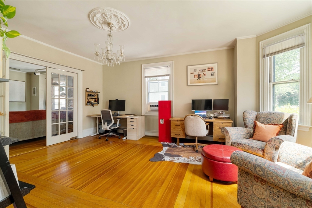 19 Irving Street Watertown, MA 02472 - Photo 6 of 25 Gallery Image 6
