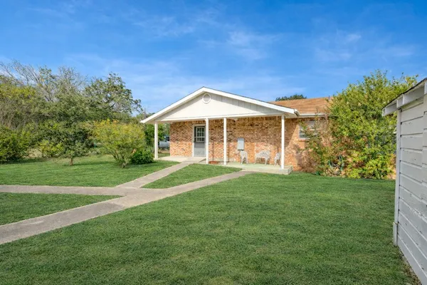 $330,000 | 4025 Junction Highway, Ingram, TX 78025