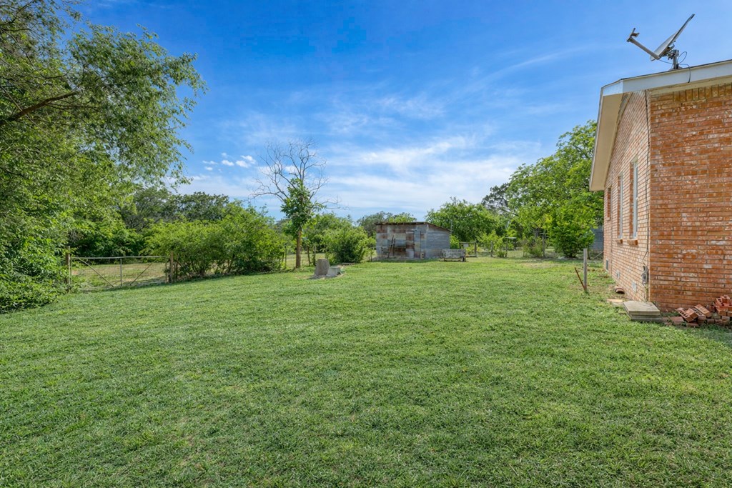 4025 Junction Highway Ingram, TX 78025 - Photo 4 of 31