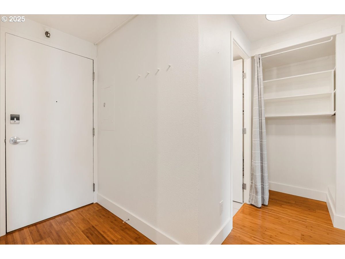 255 Southwest Harrison Street, Unit 11A Portland, OR 97201 - Photo 21 of 32 a view of an empty room