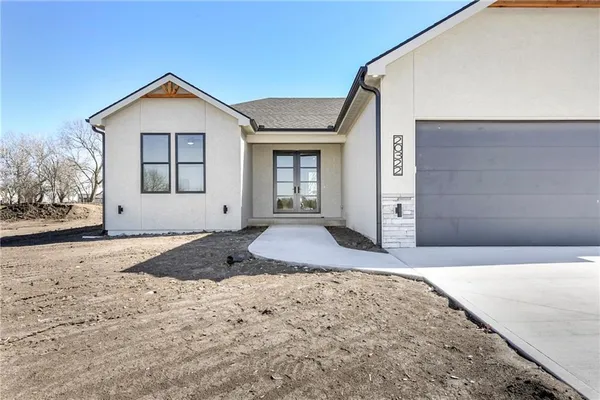 $924,900 | 20322 166th Street, Basehor, KS 66007