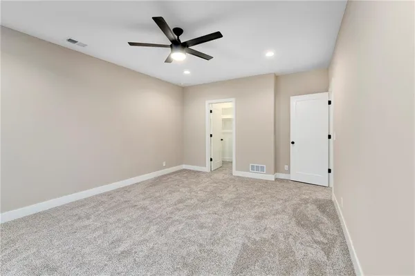 $924,900 | 20322 166th Street, Basehor, KS 66007