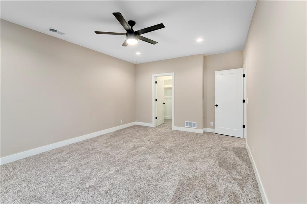 20322 166th Street Basehor, KS 66007 - Photo 41 of 45