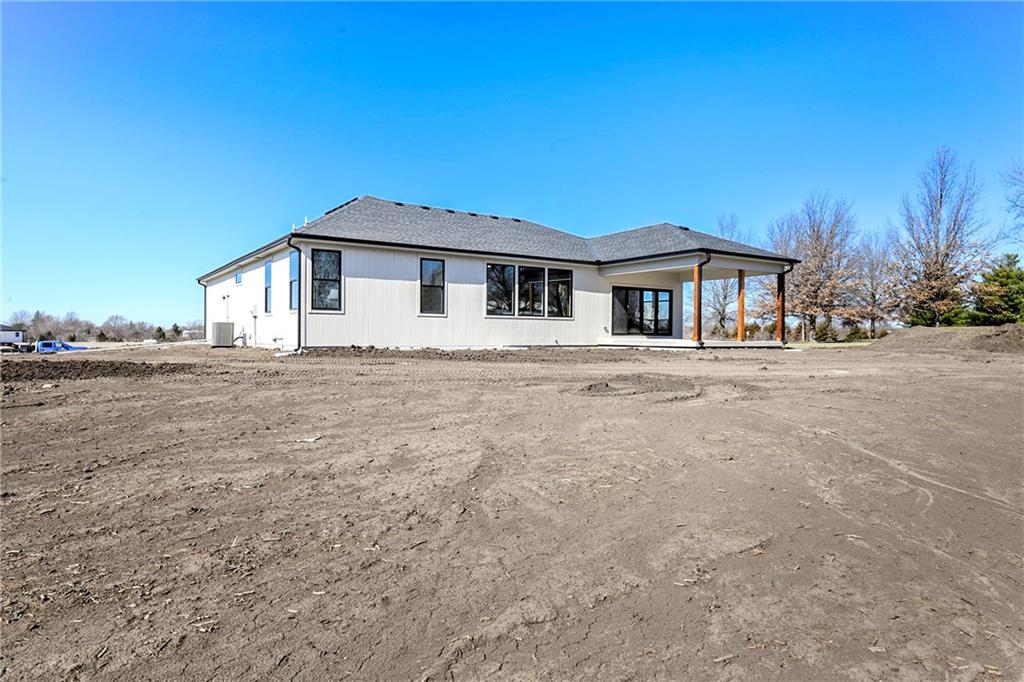 20322 166th Street Basehor, KS 66007 - Photo 44 of 45