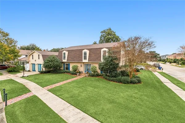 $529,000 | 4525 Beau Lac Lane, Metairie, LA 70002