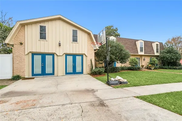 $529,000 | 4525 Beau Lac Lane, Metairie, LA 70002