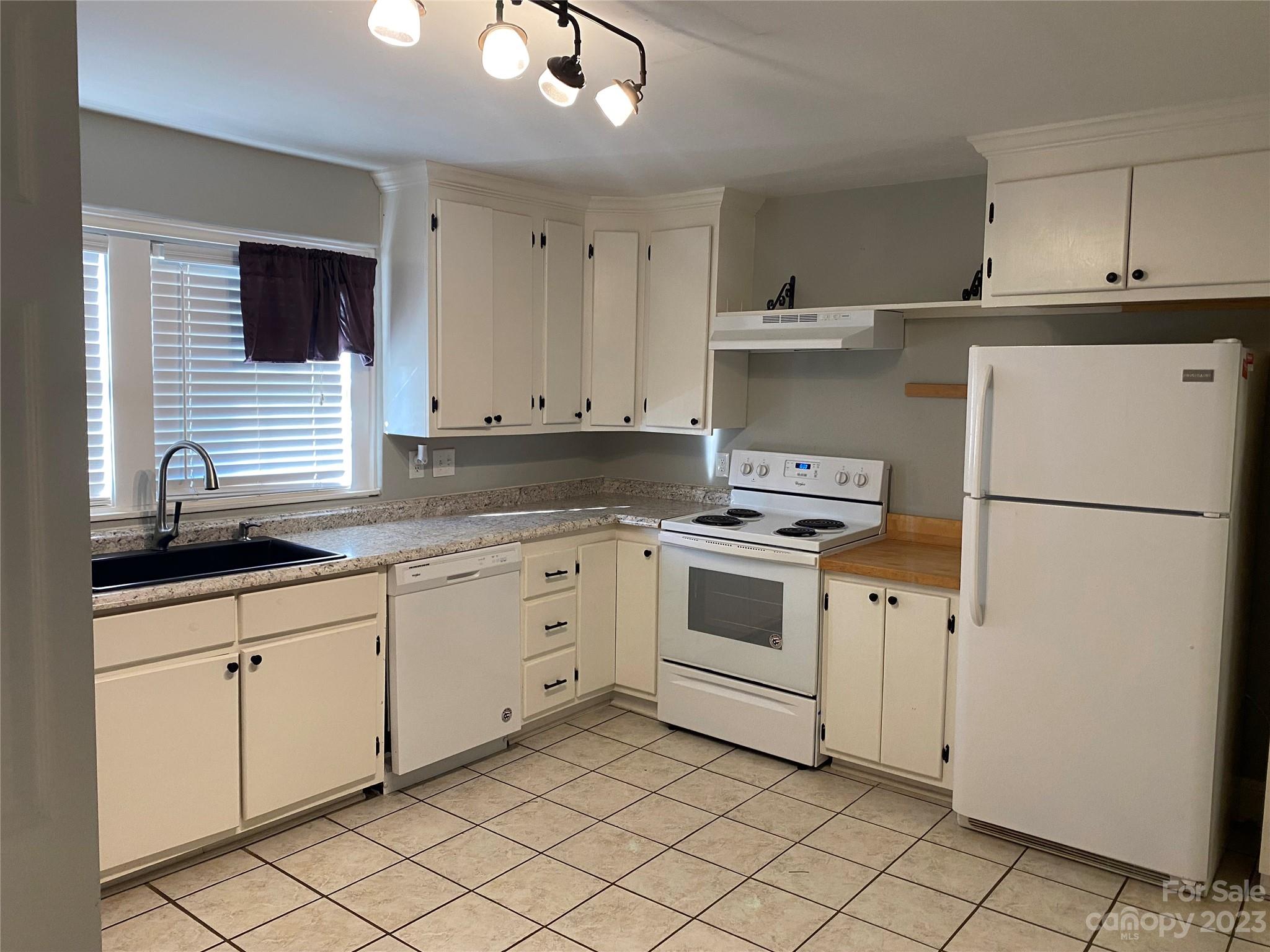 541 Shearers Road Mooresville, NC 28115 - Photo 7 of 14 Gallery Image 7