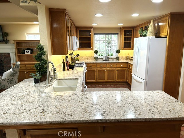 640 Black Ridge Lane Nipomo, CA 93444 - Photo 17 of 76 kitchen open to family room