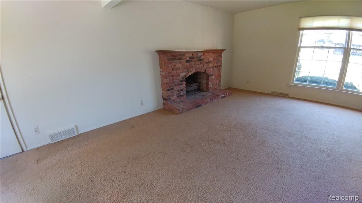 3884 Ruthland Road Troy, MI 48084 - Photo 10 of 27 20171108_125457_HDR.jpg