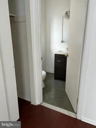 $1,750 | 706 South Street, Unit 2, Philadelphia, PA 19147