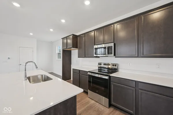 $379,999 | 16001 Tharp Wds Drive, Fishers, IN 46037