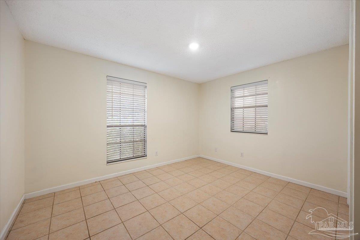 2998 Ranchette Square Gulf Breeze, FL 32563 - Photo 9 of 21 Gallery Image 9