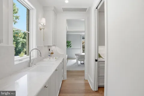 $4,795,000 | 5840 Hilldon Street, McLean, VA 22101