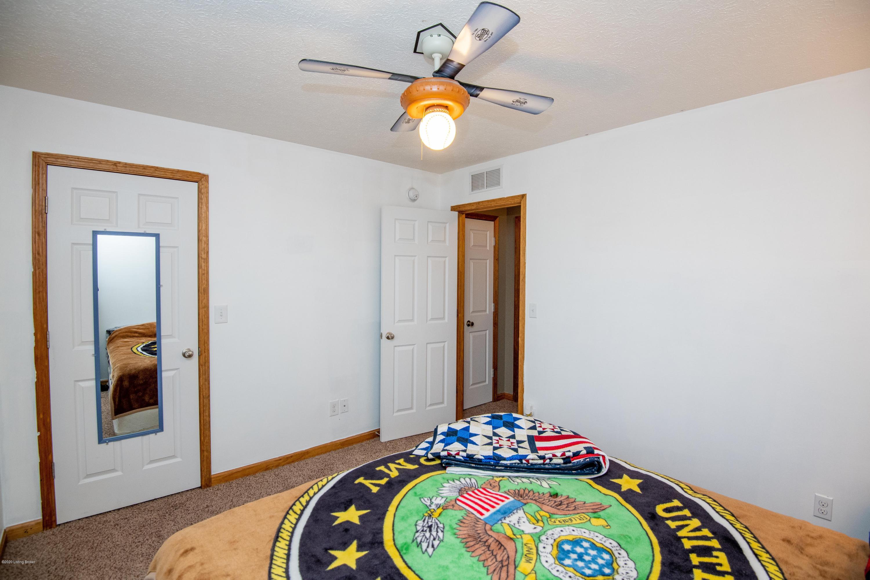 631 Lee Road Vine Grove, KY 40175 - Photo 44 of 46 631 Lee Road-46